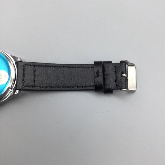 Vince Camuto Silver and Black Men's Watch - Picture 4 of 7